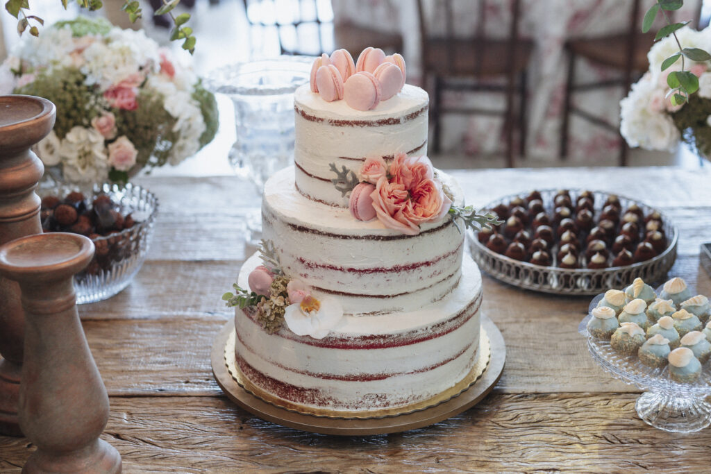 Como escolher o bolo de casamento ideal